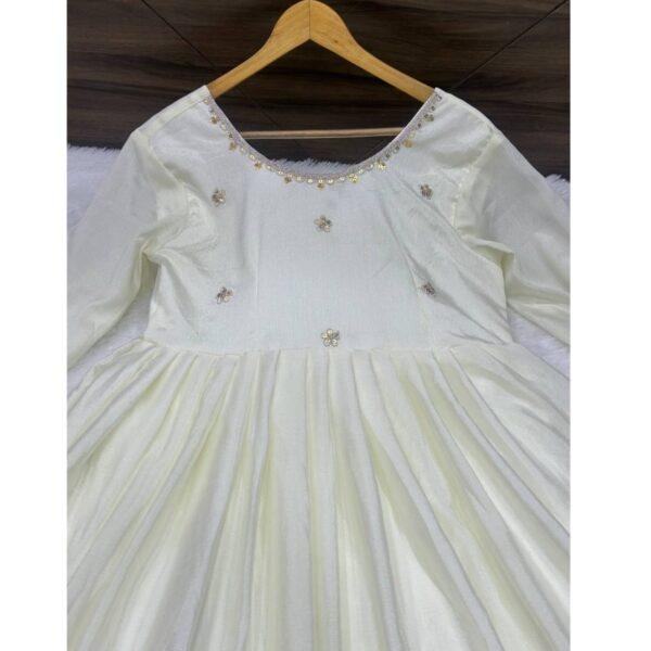 DRESS CHINON WITH EMBROIDERY - Image 4
