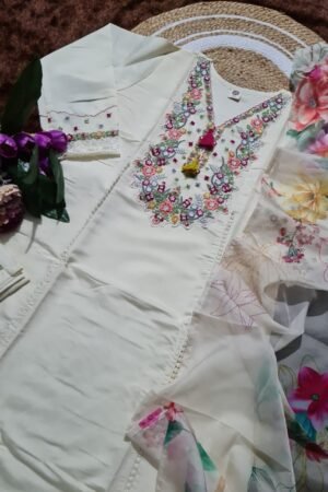 Ethnic Wardrobe with Graceful Viscose