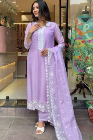 Stylish Blooming Georgette Set