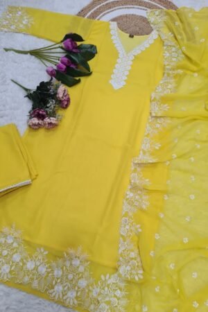 Stylish Blooming Georgette Set